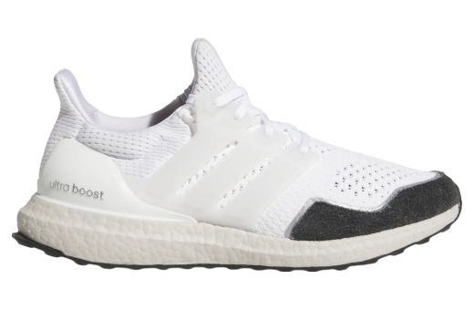 Adidas Ultraboost 1.0 Cloud White / Core Black Toe Box