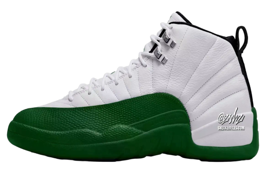 Air Jordan 12 Bucks