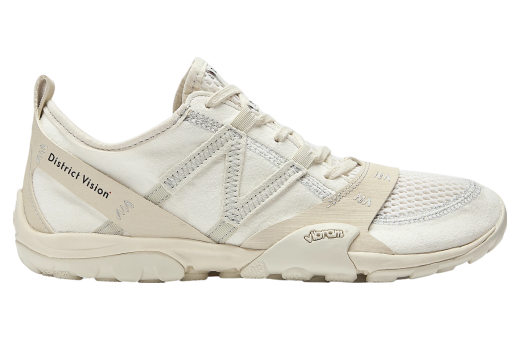 District Vision x New Balance Mt10o Cloud Dancer / Silver Birch