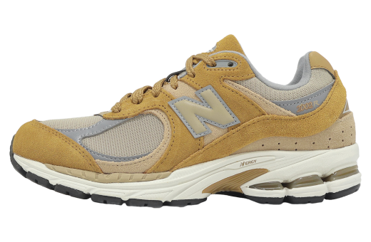 New Balance ベージュ 24cm　ボア　韓国　2024 New Balance's 2024 Sneaker Line-Up Is Seriously Stacked