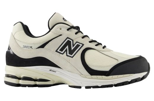 New Balance 2002R GORE-TEX Cream / Black