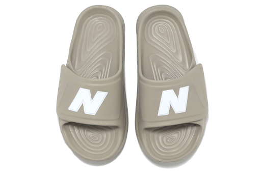 New Balance 202XA Brown / White