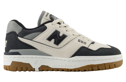 New Balance 550 Black / Moonbeam