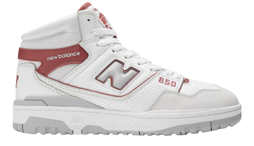 Leather tongue with New Balance branding