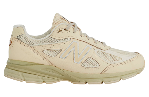 New Balance 990v4 Macadamia Nut / Morel