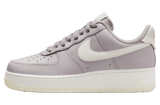 Nike Air Force 1 07 EasyOn WMNS Platinum Violet / Coconut Milk