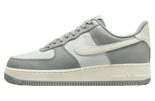 Nike Air Force 1 Low LX Mica Green