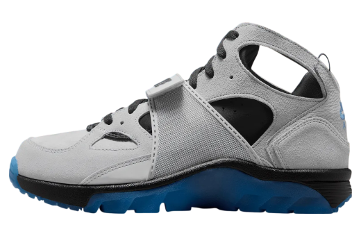 NIKE AIR TRAINER HUARACHE WOLF GREY/STAR BLUE-BLACK 国内発送 The Nike Air Trainer Huarache Reappears in 