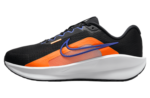 Nike Downshifter 13 Black / Hyper Crimson (Extra Wide)