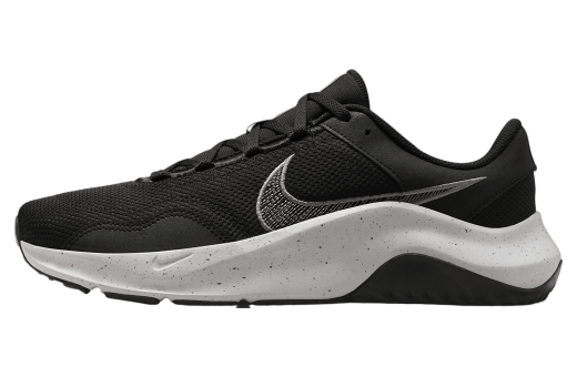 Nike Legend Essential 3 Next Nature Black / Flat Pewter