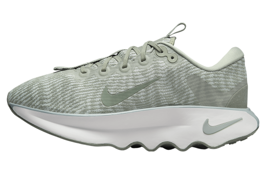 Nike Motiva Jade Horizon / Light Silver