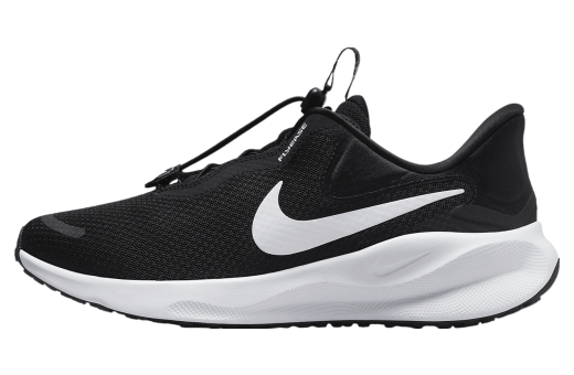 Nike Revolution 7 EasyOn Black / White