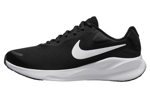 Nike Revolution 7 WMNS Black / White (Extra Wide)