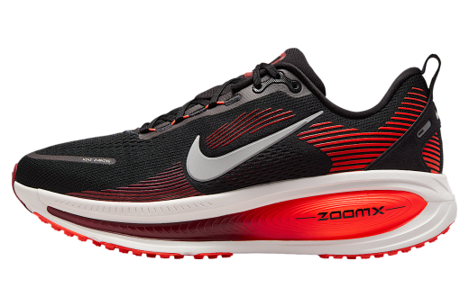 Nike Vomero 18 Black / Bright Crimson