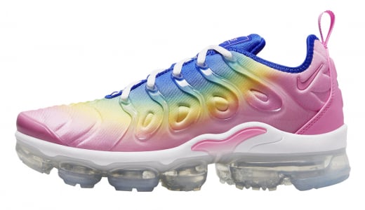 vapormax plus colorway
