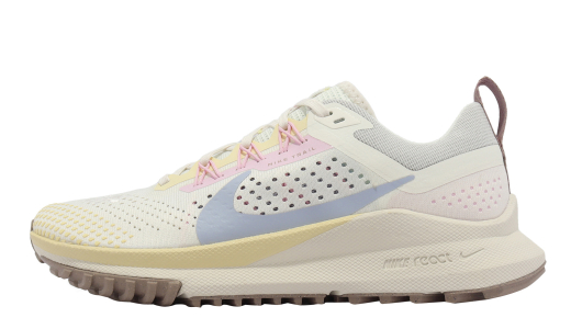 Nike WMNS React Pegasus Trail 4 Sail Phantom