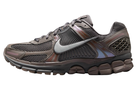 Nike Zoom Vomero 5 Cave Stone / Metallic Silver