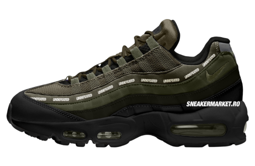 Undefeated x Nike Air Max 95 Medium Olive / Black